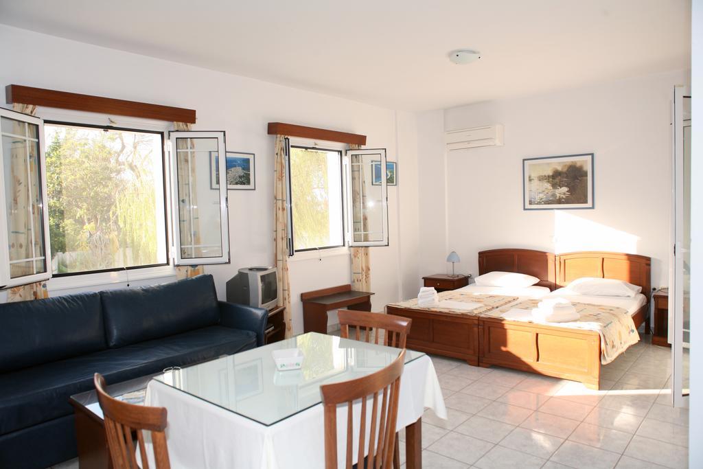 Iliaktida Studio-Villas Frinion Номер фото