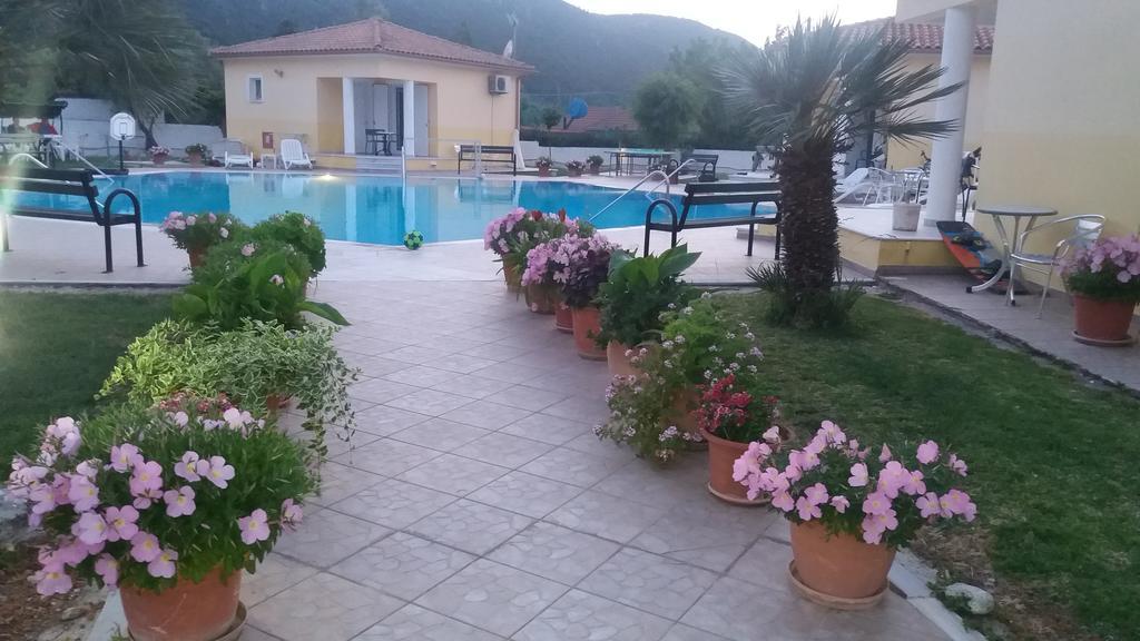 Iliaktida Studio-Villas Frinion Экстерьер фото